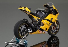 Platz BEEMAX 1/12 Yamaha YZR-M1 2007 item BX13002 NEW From Japan