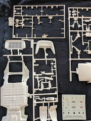 Revell Porsche 911 Slant Nose 1:24 Unassembled Model Kit w/ Decals Open Box