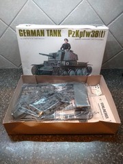 NEW ITALAEREI GERMAN ARMY TANK PZKPFW38(T) 1/35 SCALE MODEL NOS FREE SHIPPING 🪖
