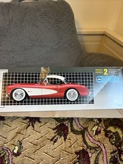 AMT 1957 Corvette Convertible LARGE 1/16 Scale #6464 VTG Unassembled Model Chevy