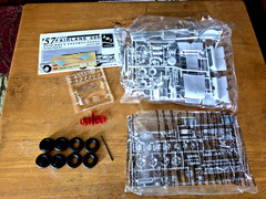 1993 AMT/ERTL Model 1957 FORD FAIRLANE 500 Kit #8028