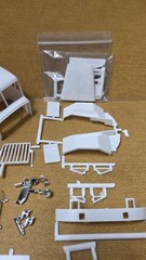Autocar DC9964B Dump Truck CAB HOOD FENDERS 1:25 AMT NEW Model Kit PARTS