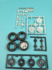 Revell AMT Ertl Monogram MPC 1/25 Model Part Ford Taurus SHO Wheels & Tires