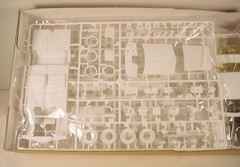 Trumpeter 1960 Pontiac Bonneville Sports Coupe Car Model Kit 1:25 Open Box