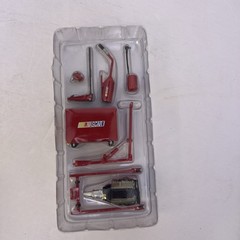NASCAR Motorworks Tool Kit Item #42301 1:24 Scale Red .