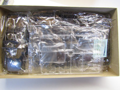 Tamiya 1:24 Scale Mercedes-Benz AMG 500SL 6.0-4V Model Kit # 24095*1200