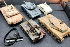 Lot of 5 Rough 1:35 Built Painted Plastic Model Tank Kits Modern Merkava M110