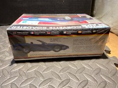 1:24 MONOGRAM MODEL KIT METAL FLAKE C4 CORVETTE ROADSTER (FACTORY SEALED) SKILL2