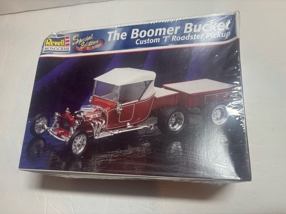 Revell Monogram The Boomer Bucket Custom T Roadster Pickup 1:24 Scale SEALED