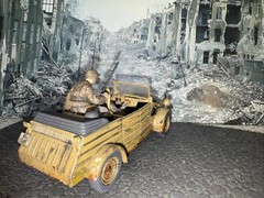 BUILT 1/35 TAMIYA German TYPE 82 KUBELWAGEN W/MG34 2 SS Figs Weathered NICE!!