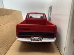 AMT ERTL Dealer Promo Car 1994 Dodge Ram 2500 Pick Up Flame Red/Silver #6194