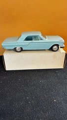 AMT 1/25 1964 FORD FAIRLANE LT. BLUE PROMO/FRICTION MODEL CAR