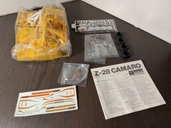M32A Complete Monogram 1:24 2254 Chevy Camaro Z-28 Rare Model Kit 1979 Yellow