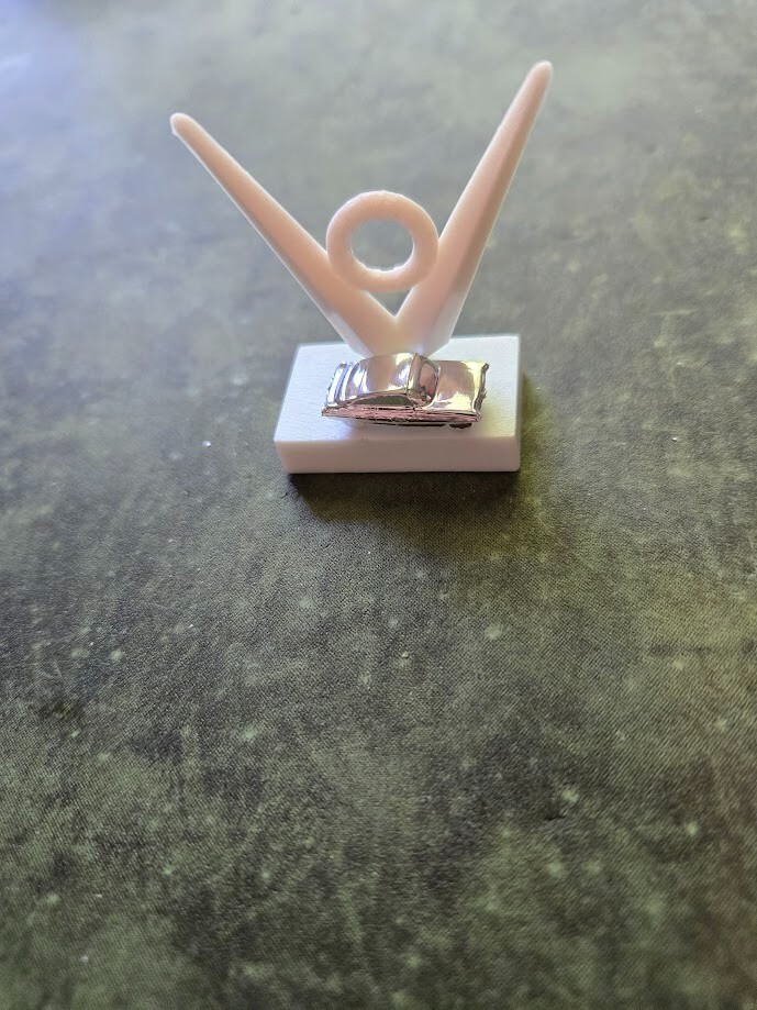Trophy From 1949 Ford Model 1:25 Scale