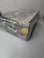 Monogram #33 Skoal Bandit Stock Car Monte Carlo SS 1/24 Scale FACTORY SEALED