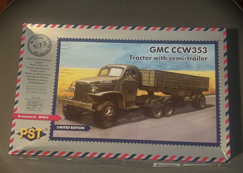 NIB PST MODEL KIT #72064 Tractor W/Semi-trailer SCALE 1:72