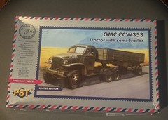 NIB PST MODEL KIT #72064 Tractor W/Semi-trailer SCALE 1:72