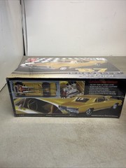 AMT ’67 Chevrolet Chevelle Pro Street 1:25 Plastic Model Kit Decals AMT876M/12