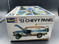Vintage Revell ‘53 Chevy Panel 1/25 Street Classic Model Kit Edelbrock