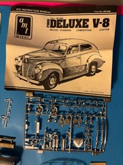 1939/1940 FORD SEDAN 3N1 MODEL KIT 1/25 SCALE AMT ERTL COOL LOOK!!