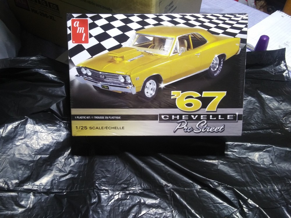 AMT 1/25 1967 Chevy Chevelle Pro Street AMT876 Plastics Car/Truck 1/24-1/25