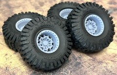 1/24 Scale: 15-Inch “KMC Summit” Wheels W/ Huge 35-inch Mud Tires. Resin