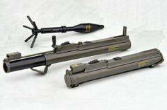 TomyTec Little Armory 1/12 LA106 M72LAW Anti Tank RPG Shoulder Plastic Model Kit