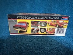 Monogram 1970 Dodge Challenger 1/24 Built Model + Box Partial Kit
