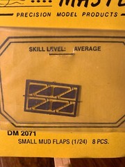 Detail Master 1/24 Small Mud Flaps (8pcs) #DM-2071