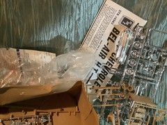 VINTAGE MODEL KIT -AMT#6563 “57 CHEVY BELAIR HARDTOP OPEN Box