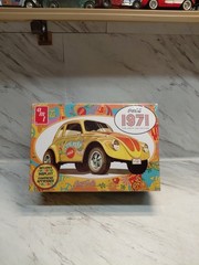 AMT Volkswagen “BUG” Coca’Cola 1971 Unity Collection model kit New/Sealed in Box