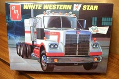 AMT WHITE WESTERN STAR 1/25 SCALE MODEL KIT