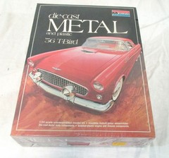 Vintage MONOGRAM DIE-CAST METAL & PLASTIC ’56 T-BIRD 1:24 KIT #6101, 1977, NIB