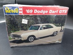 🔥🔥🚦Revell ’69 Dodge Dart GTS 1:25 Model Kit # 76Skill Level 2 Easy 😎🔥🔥