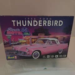Revell 1956 Ford Thunderbird 1:24 Scale Plastic Model Kit New In Box 85-4518