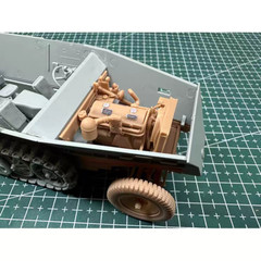 Heavy Hobby Lanmo 1/35 Maybach HL42/TUKRM Engine Compartment Model Kit LM-35017