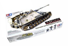 Tamiya Military Model 1/35 Nashorn 8.8cm Pak43/1 auf Geshtzwagen III/IV 35335