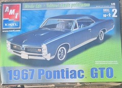 AMT 1967 PONTIAC GTO CAR MODEL KIT 1:21 31764 Projects Crafts Preowned Good