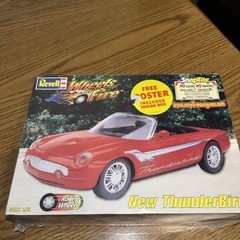 Revell 1:25 New 2000 Ford Thunderbird Convertible Snap Together Model Kit NOS