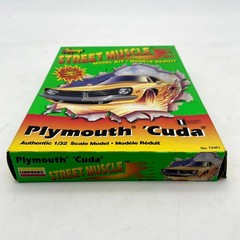 Lindberg Snap-Fit Street Muscle Plymouth ‘Cuda 1/32 Scale Car Model Kit #72461
