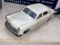 AMT 1949 Ford Sedan 1/25 Remote Control RC BO Promo & Box Sungate Ivory VF-XLNT