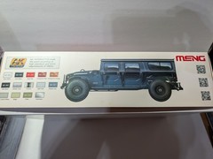 Meng 1/24 Scale Hummer H1 Civilian Model Kit