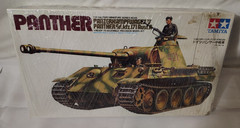 Tamiya WWII Military German Panther Panzerkampfwagen Tank Model Kit Open Box