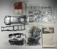 Vtg Hubley 1930 Packard Roadster Metal Model Kit 1/22 (ALL SEALED-Damaged Box)