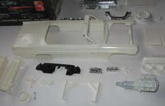 AMT 1961 Pontiac Bonneville Convertible Kit #K-611 Annual Incomplete in Box 61