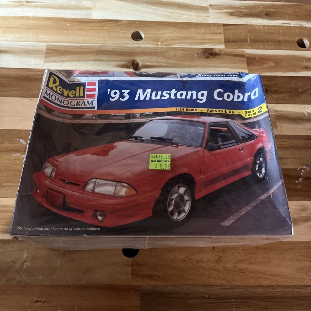1993 Ford Mustang Cobra Revell 1/24 Scale Plastic Model Kit SEALED NEW IN BOX