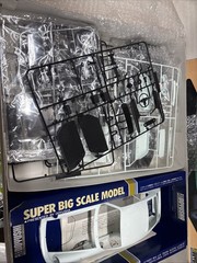 Doyusha Porsche 911 Turbo 1/12 Scale Model Kit:  Unassembled
