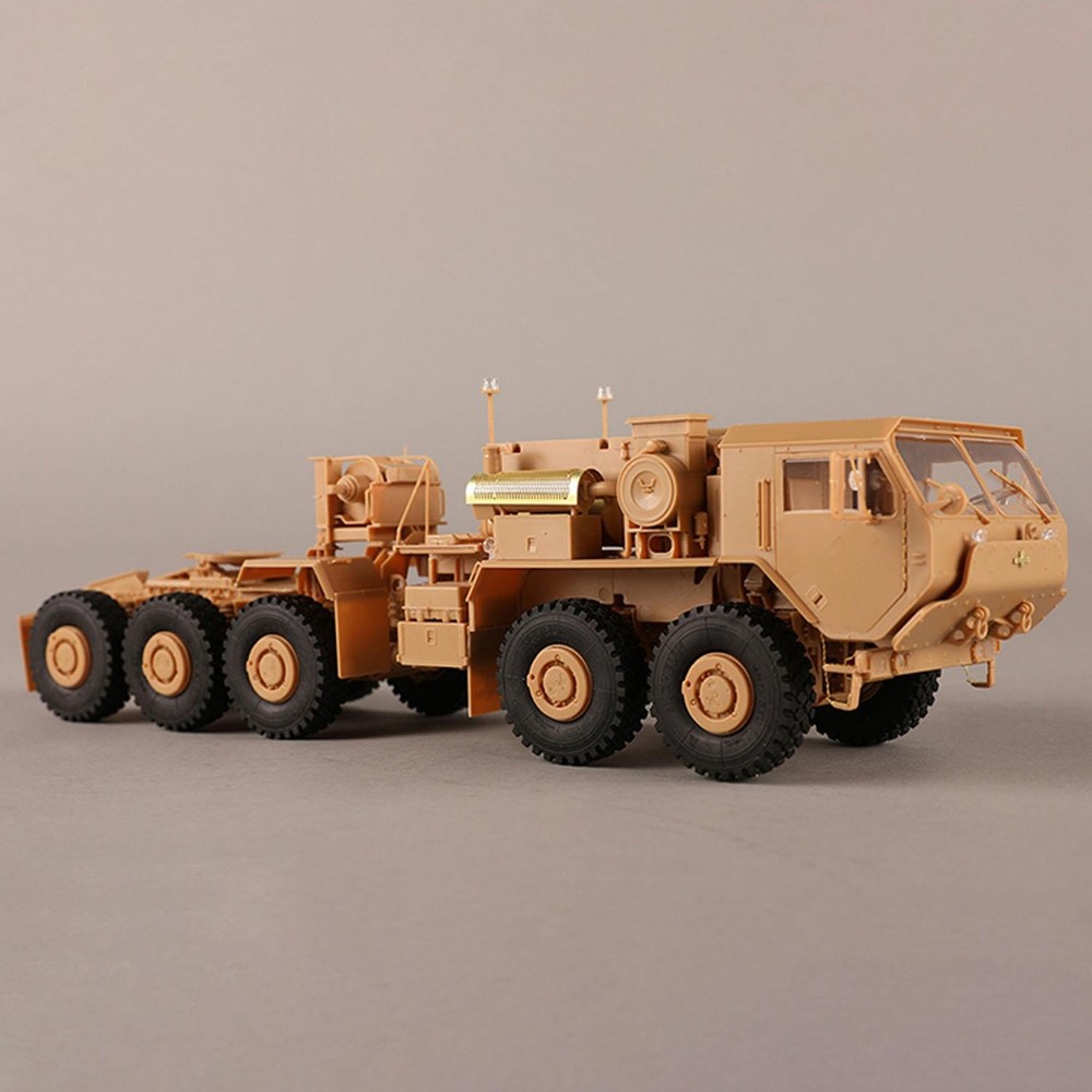 US Stock 1/35 Trumpeter I Love Kit LVSR MKR16 Tractor Car Military Truck Model