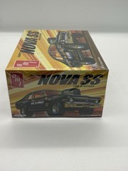 AMT “Old Pro” 1972 Chevy Nova SS Pro Stocker 1:25 Plastic Model Car Kit 1142