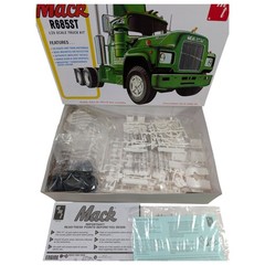 AMT1039/06 Mack R685ST Semi 1/25 Model Truck Kit Open Box